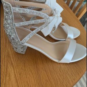 Kate Whitcomb Size 9 - Lola Ivory Shoes NWT